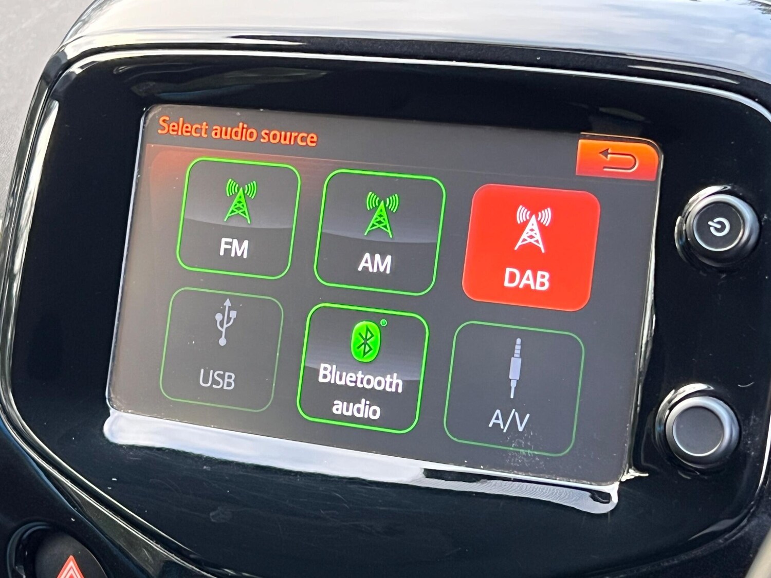 Used Toyota AYGO 2015 for sale - 77427708: Photo 14