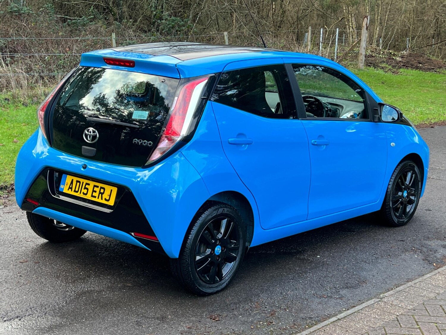 Used Toyota AYGO 2015 for sale - 77427708: Photo 24