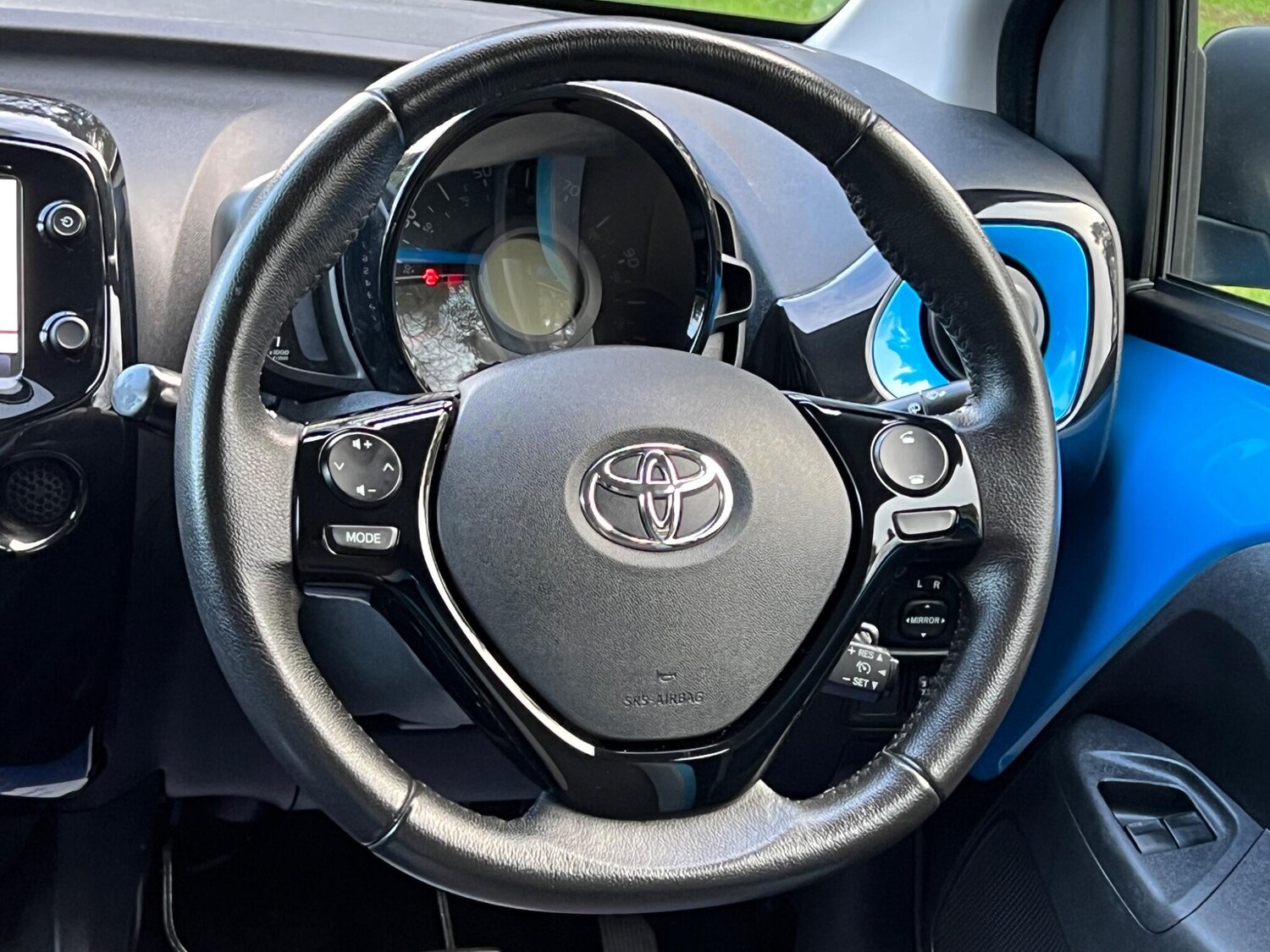 Used Toyota AYGO 2015 for sale - 77427708: Photo 35