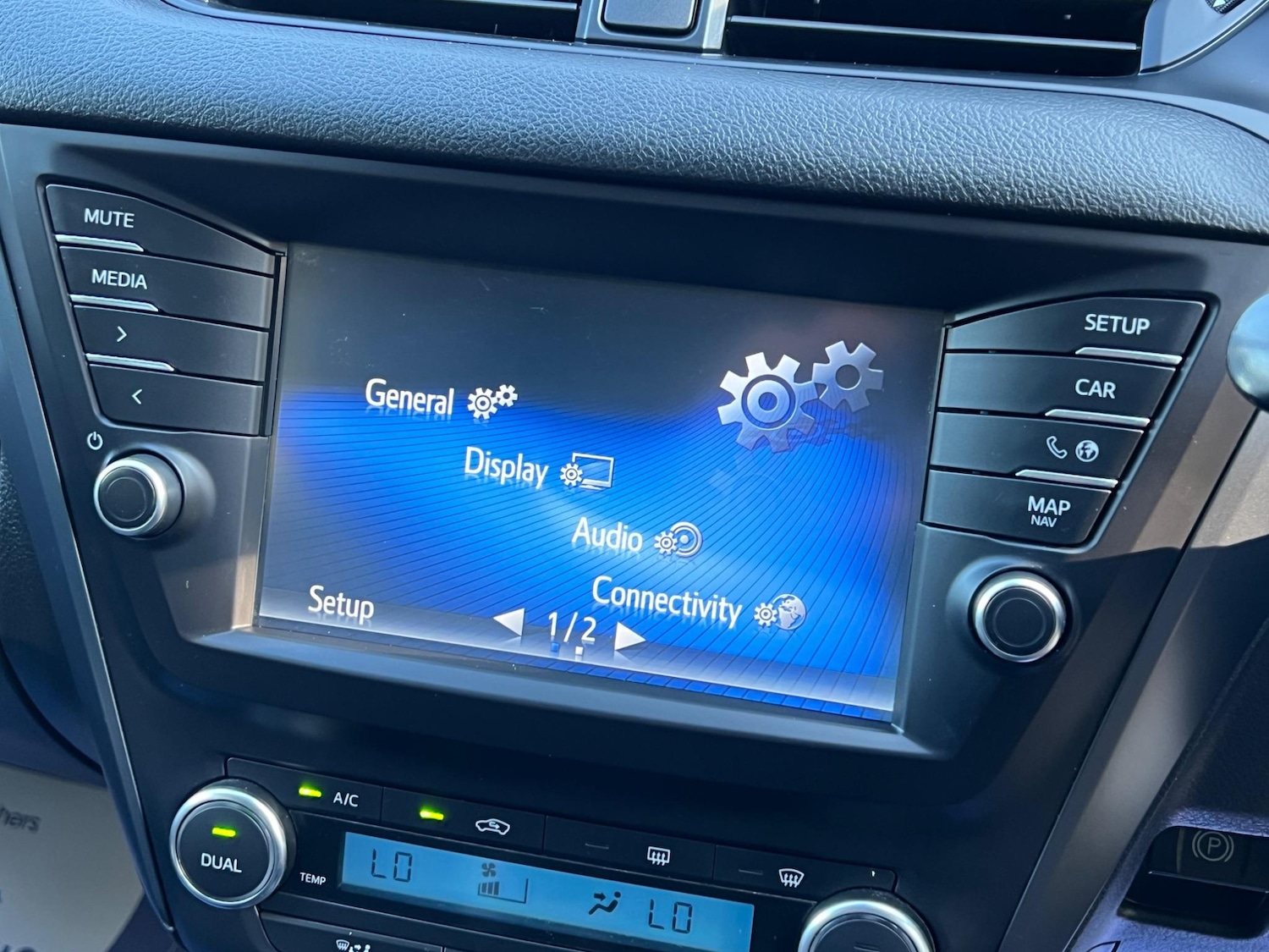 Used Toyota Avensis 2015 for sale - 77427698: Photo 22