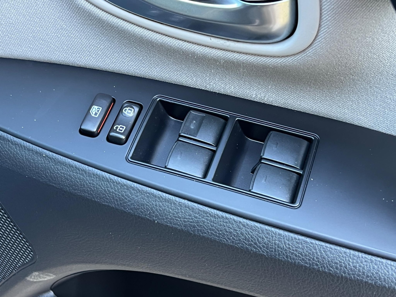 Used Toyota Avensis 2015 for sale - 77427698: Photo 35