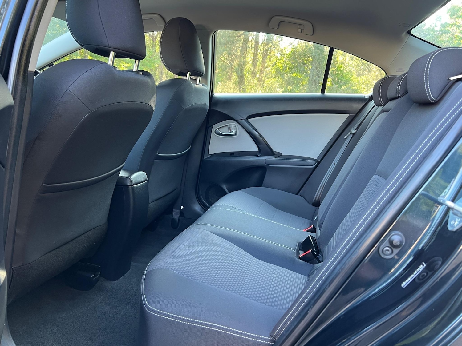 Used Toyota Avensis 2015 for sale - 77427698: Photo 43