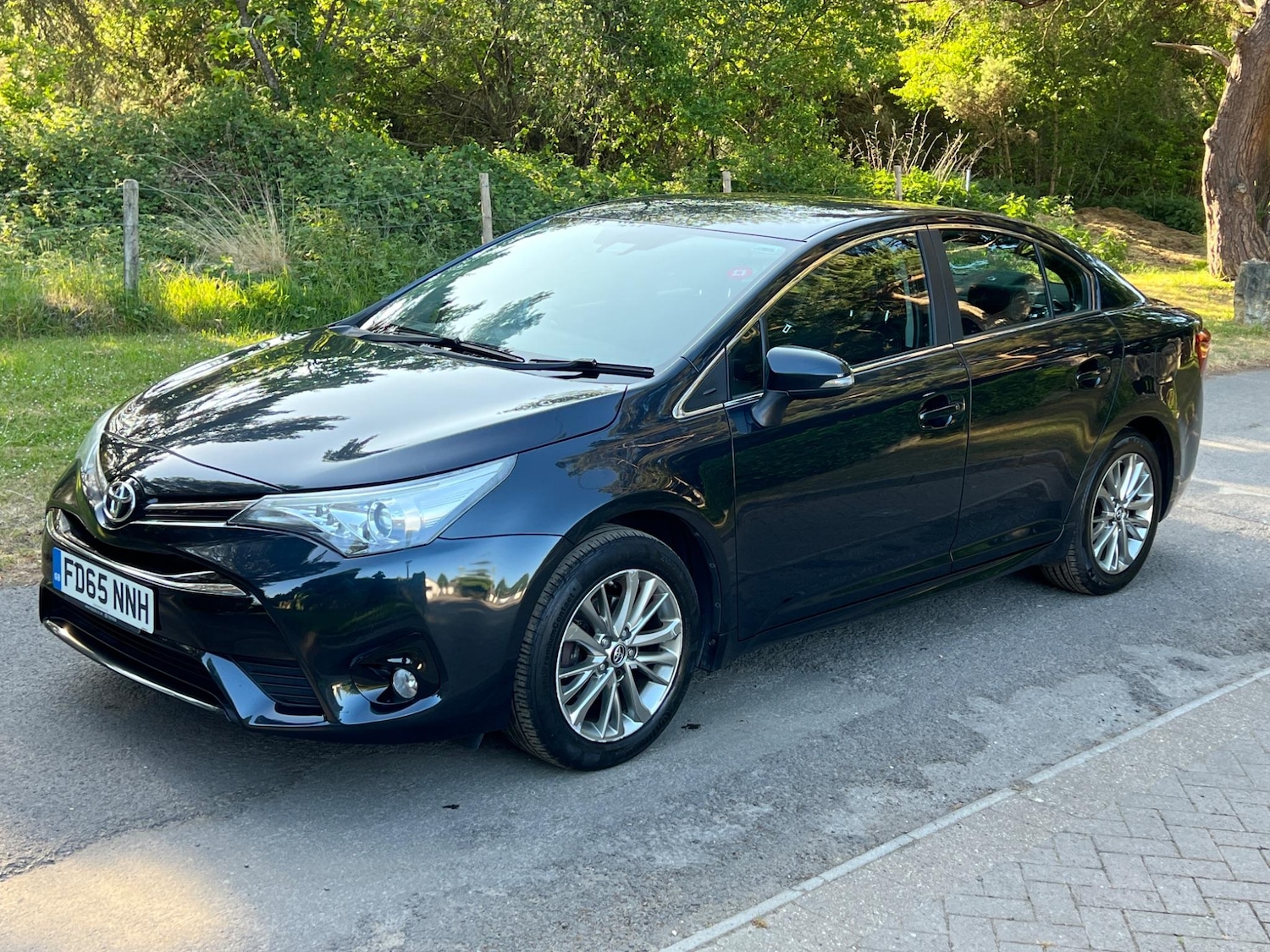 Used Toyota Avensis 2015 for sale - 77427698: Photo 46