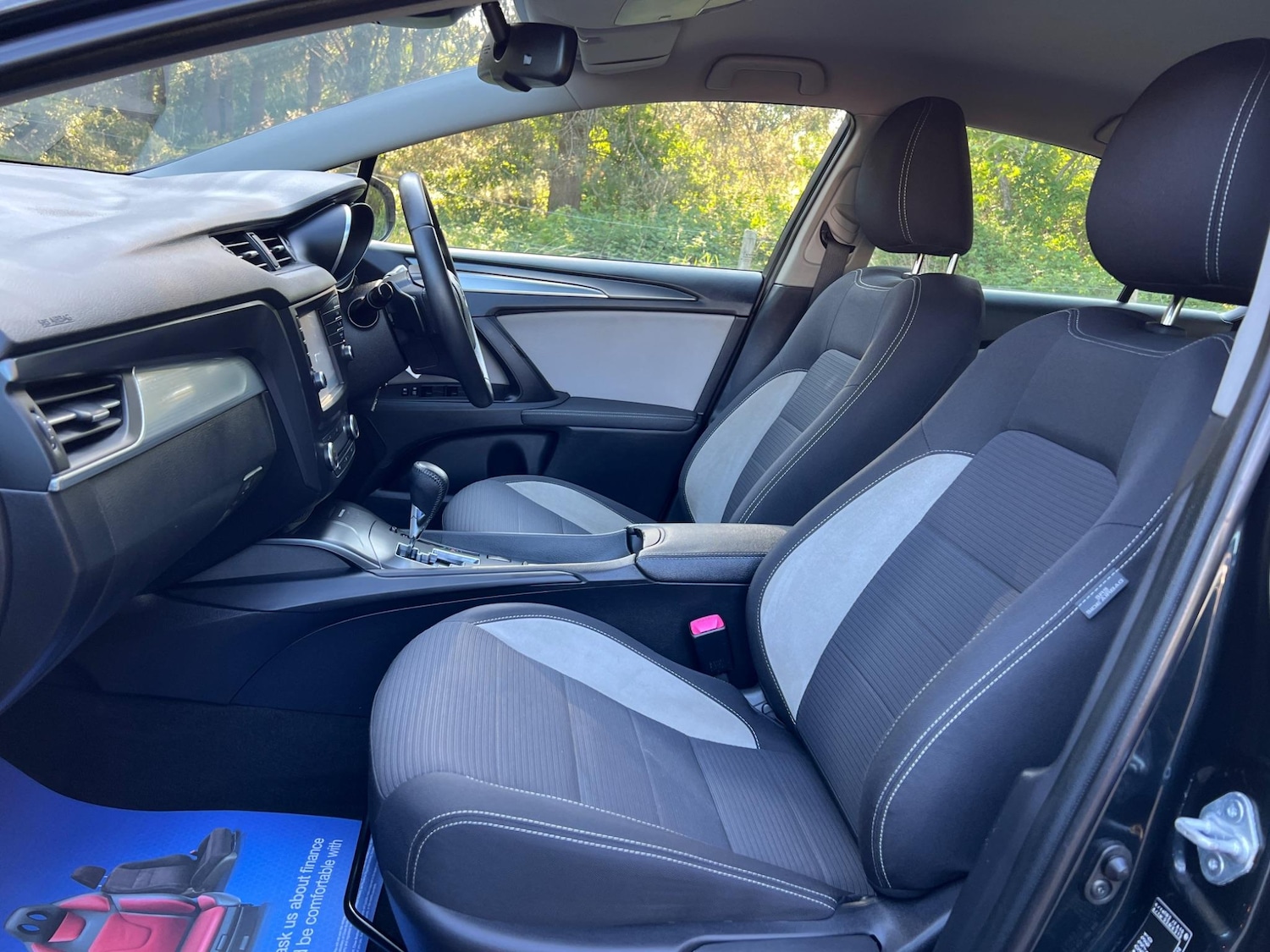 Used Toyota Avensis 2015 for sale - 77427698: Photo 51