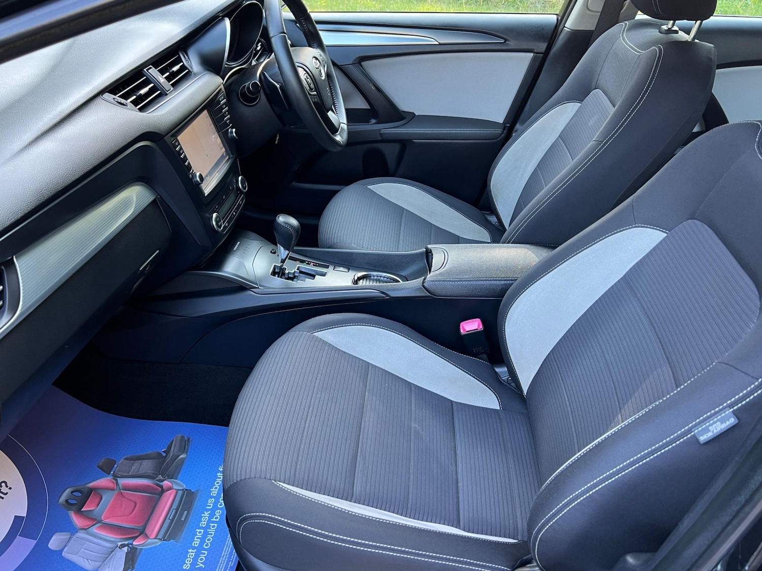 Used Toyota Avensis 2015 for sale - 77427698: Photo 54