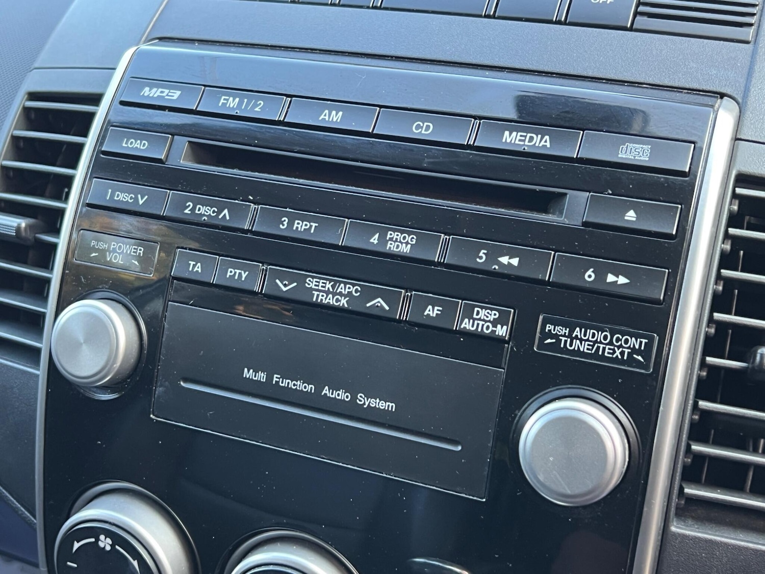 Used Mazda Mazda5 2010 for sale - 77427685: Photo 24