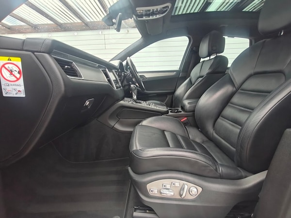 Used Porsche Macan 2014 for sale - 75801673: Photo 50