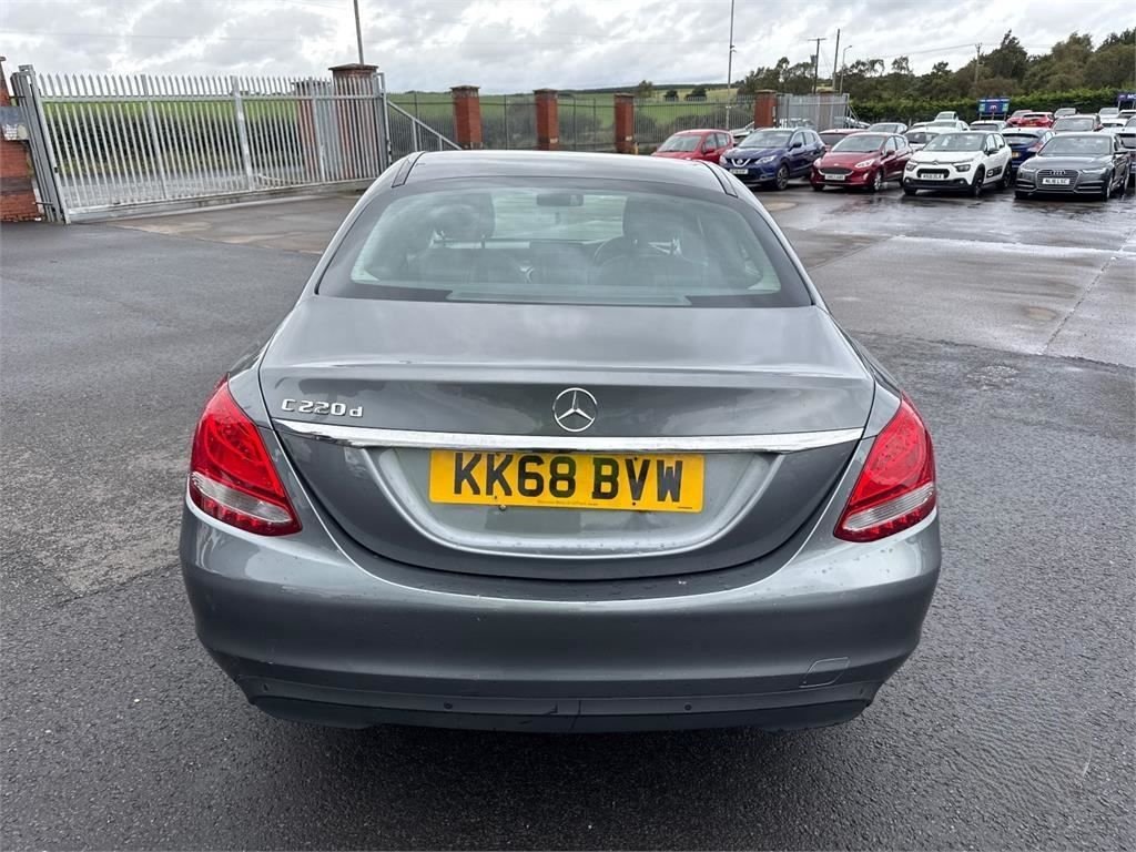 Used Mercedes-Benz C-Class 2019 for sale - 76048130: Photo 8