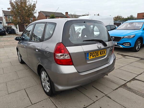 Used Honda Jazz 2006 for sale - 76304304: Photo 13