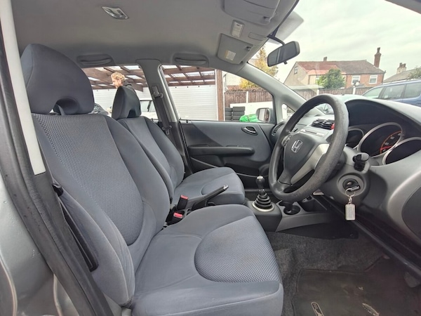 Used Honda Jazz 2006 for sale - 76304304: Photo 24