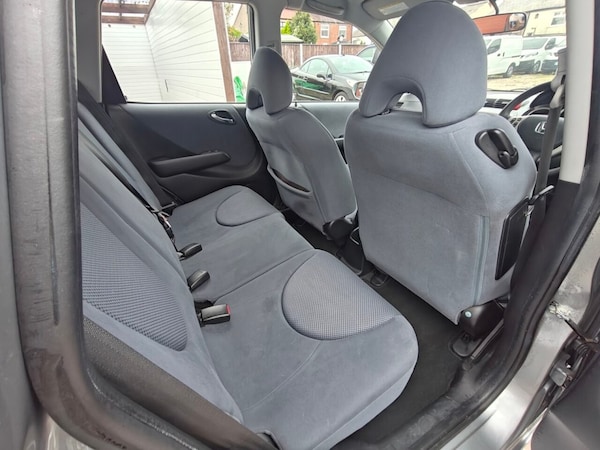 Used Honda Jazz 2006 for sale - 76304304: Photo 27