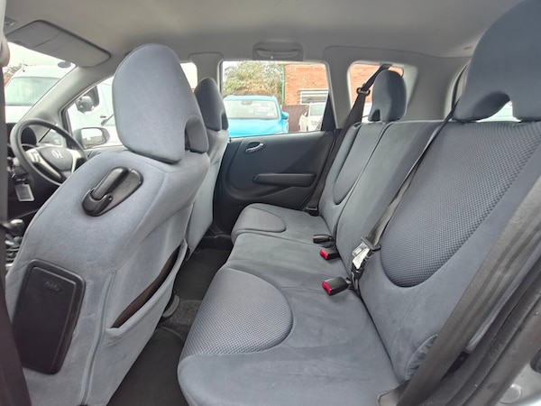 Used Honda Jazz 2006 for sale - 76304304: Photo 34