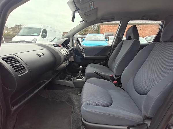 Used Honda Jazz 2006 for sale - 76304304: Photo 38