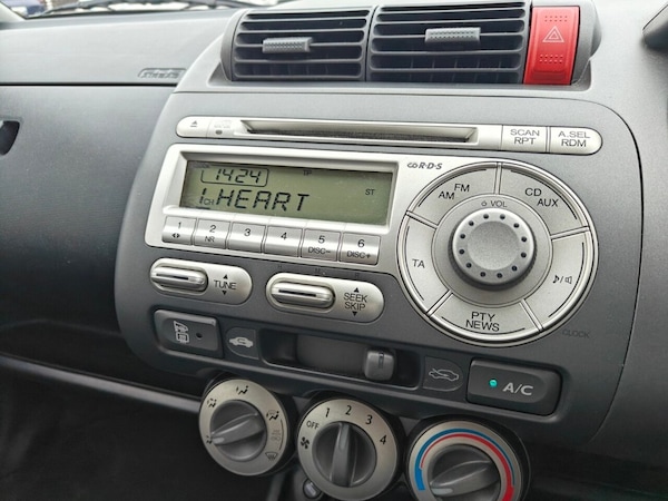 Used Honda Jazz 2006 for sale - 76304304: Photo 47