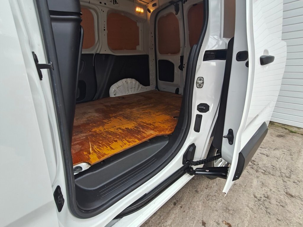 Used Peugeot Partner 2021 for sale - 77412952: Photo 41