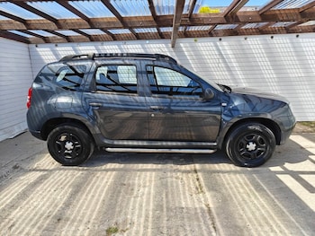Used Dacia Duster 2017 for sale - 78919306: Photo