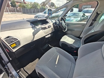 Used Citroen Grand C4 Picasso 2010 for sale - 78557444: Photo