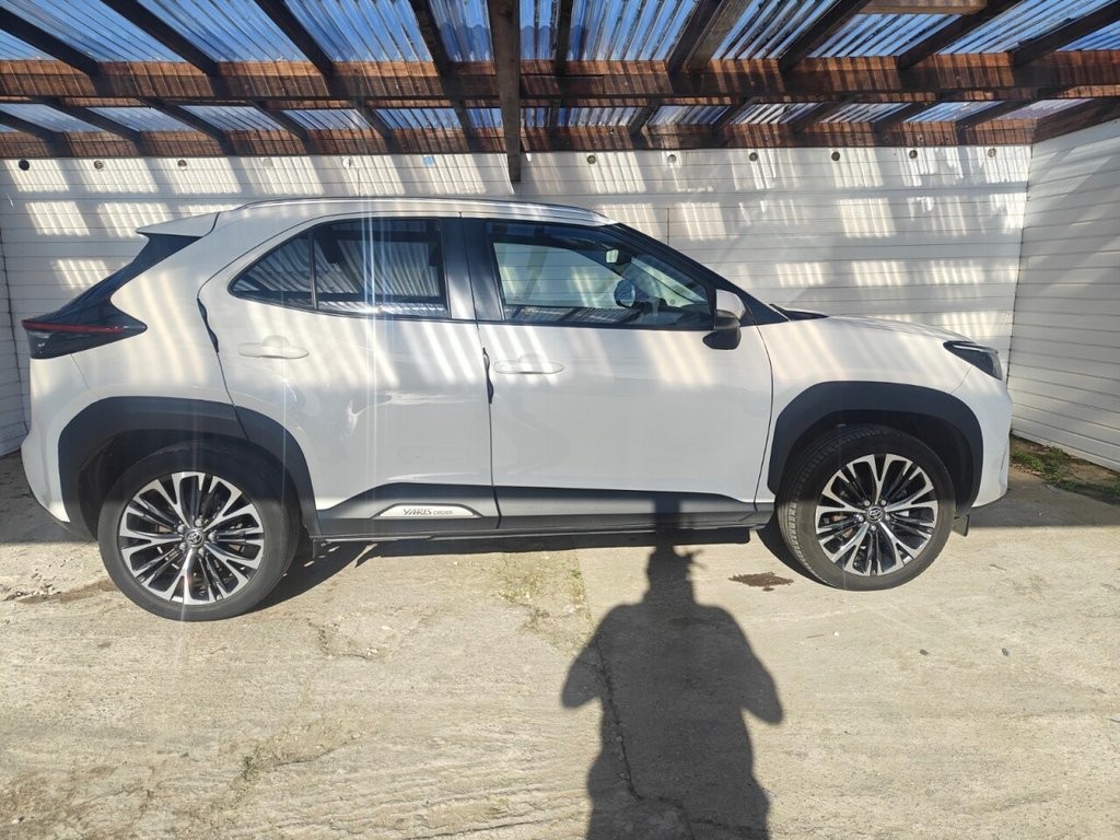 Used Toyota Yaris Cross 2022 for sale - 77703666: Photo 2