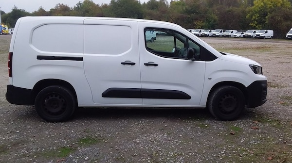 Used Peugeot Partner 2021 for sale - 76313199: Photo 2