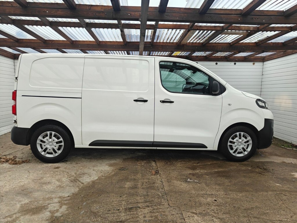 Used Vauxhall Vivaro 2019 for sale - 76439110: Photo 2