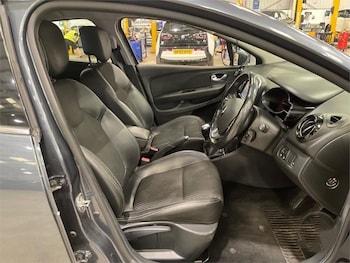 Used Renault Clio 2018 for sale - 79265052: Photo