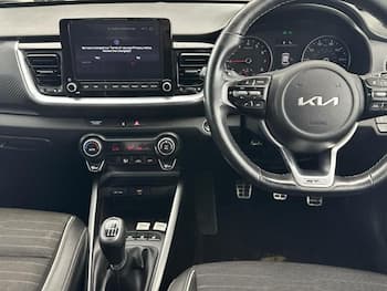 Used Kia Stonic 2023 for sale - 79695418: Photo