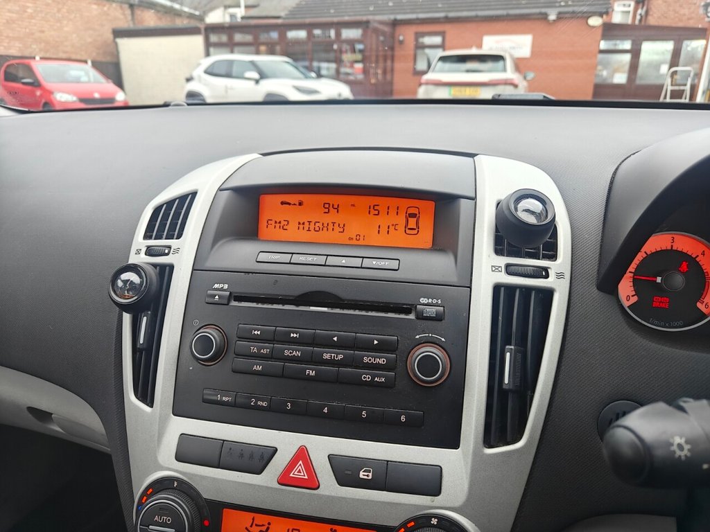 Used Kia Ceed 2008 for sale - 77680943: Photo 27