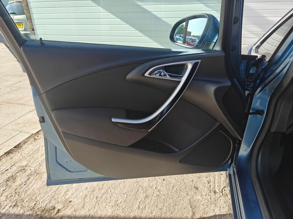 Used Vauxhall Astra 2014 for sale - 78110152: Photo 46