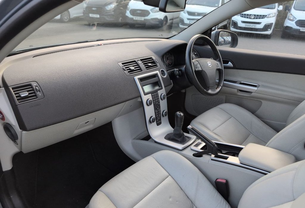 Used Volvo C30 2011 for sale - 77765479: Photo 4