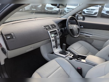 Used Volvo C30 2011 for sale - 77765479: Photo