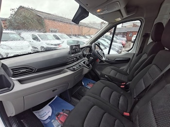 Used Maxus Deliver 9 2021 for sale - 77412951: Photo