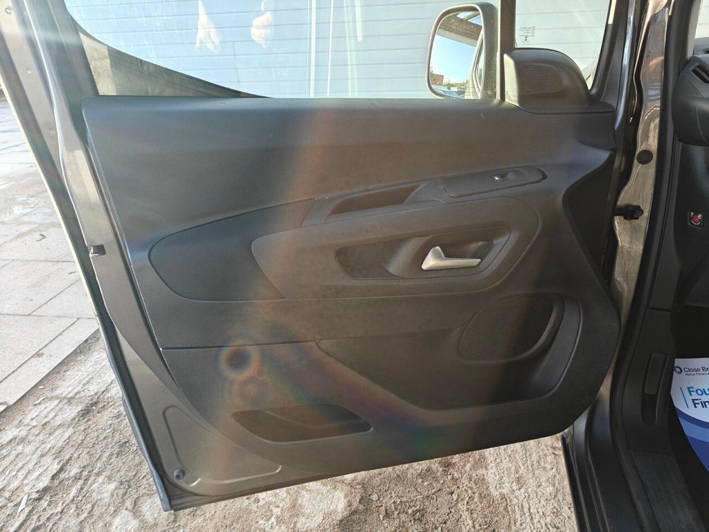 Used Vauxhall Combo Life 2020 for sale - 77412940: Photo 43