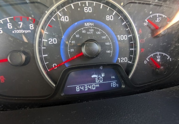 Used Hyundai i10 2014 for sale - 76291522: Photo 11