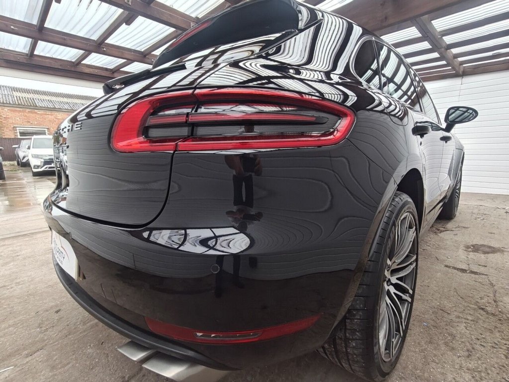 Used Porsche Macan 2014 for sale - 77734780: Photo 31
