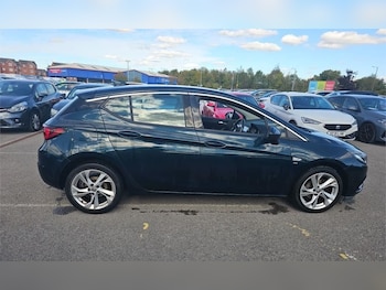 Used Vauxhall Astra 2018 for sale - 76068903: Photo 2