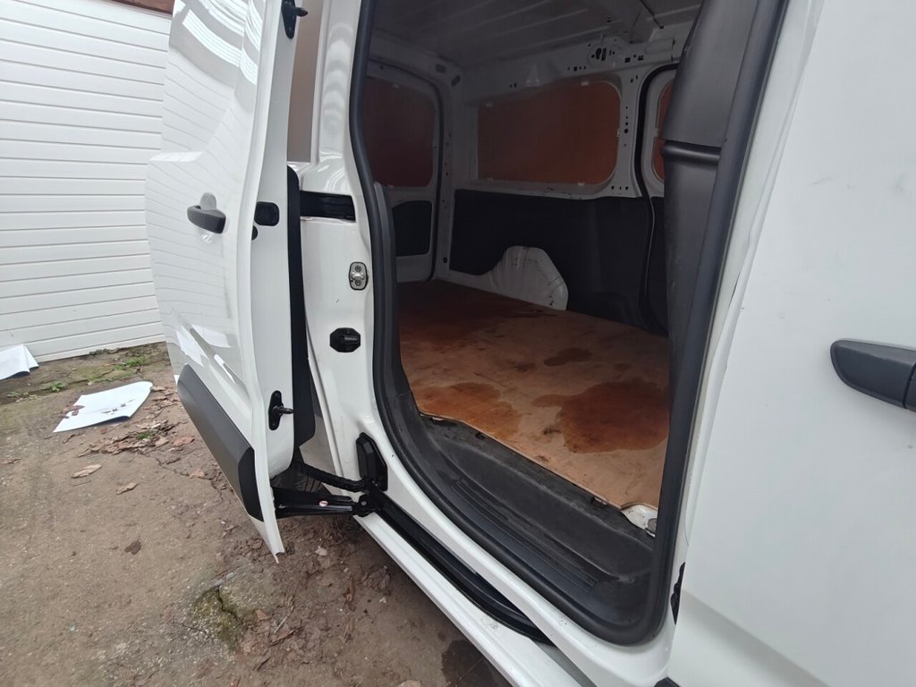 Used Peugeot Partner 2021 for sale - 77412948: Photo 38