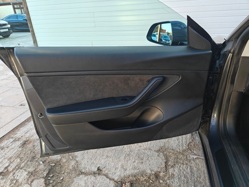 Used Tesla Model 3 2020 for sale - 77412947: Photo 48