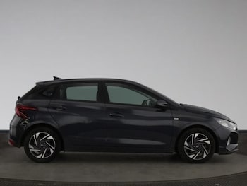 Used Hyundai i20 2023 for sale - 79345982: Photo