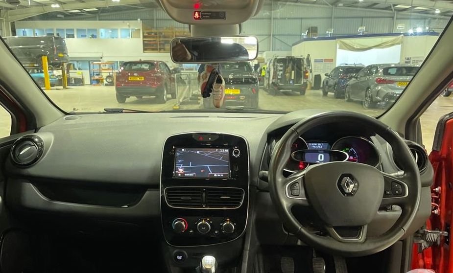 Used Renault Clio 2017 for sale - 77534845: Photo 13