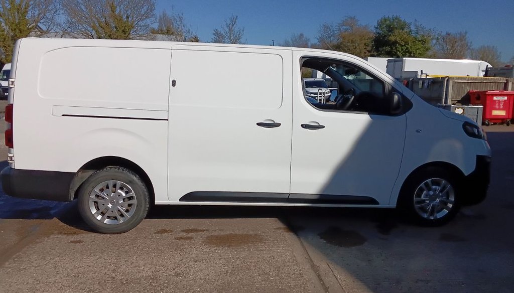 Used Vauxhall Vivaro 2020 for sale - 78003161: Photo 2