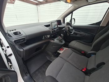 Used Peugeot Partner 2020 for sale - 77594321: Photo