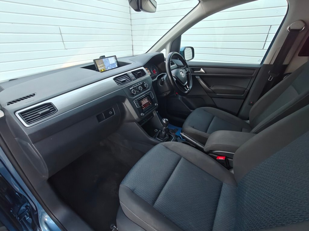 Used Volkswagen Caddy Maxi Life 2017 for sale - 77412946: Photo 49