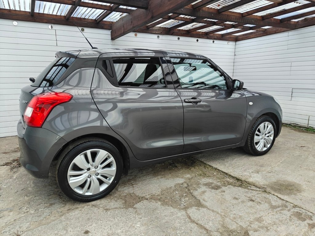 Used Suzuki Swift 2018 for sale - 77412942: Photo 10