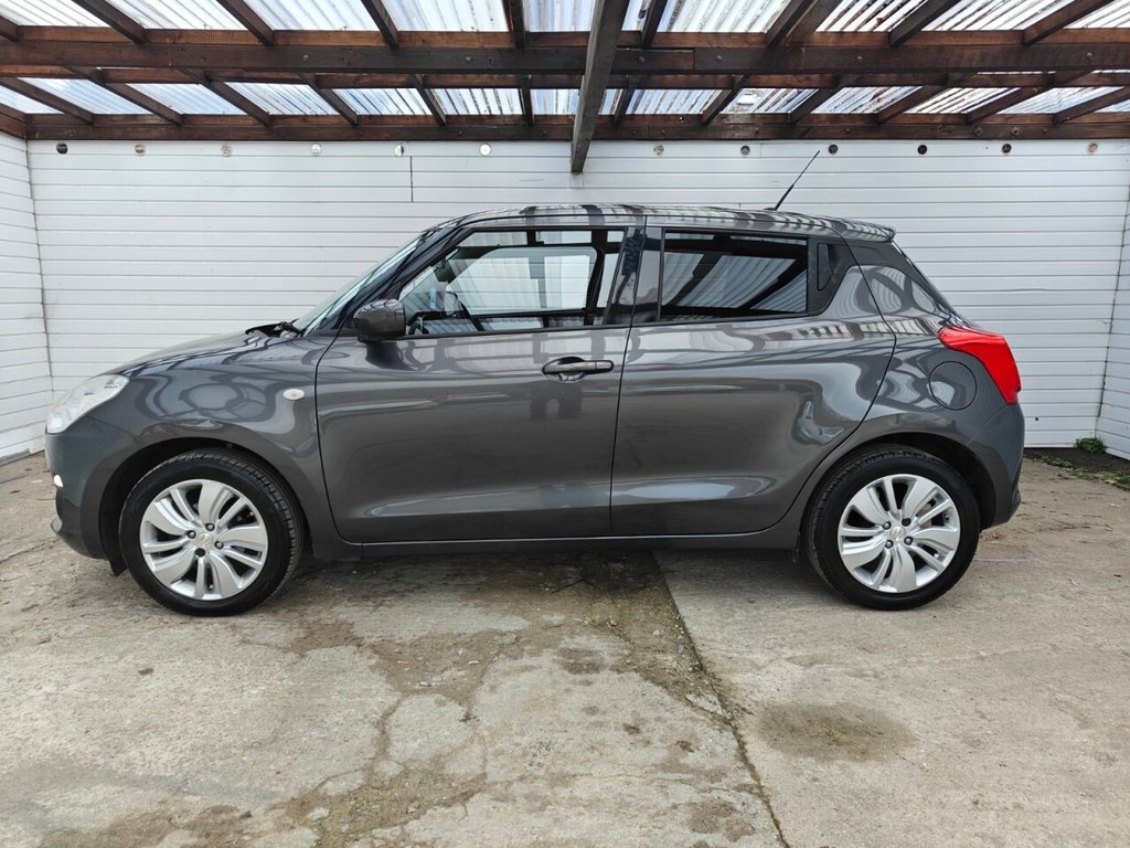 Used Suzuki Swift 2018 for sale - 77412942: Photo 3