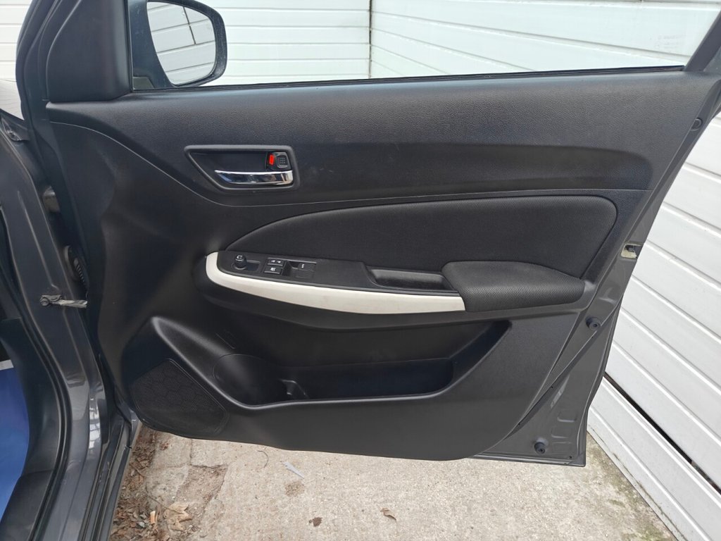 Used Suzuki Swift 2018 for sale - 77412942: Photo 32