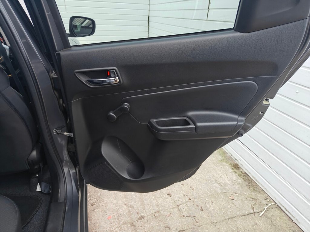 Used Suzuki Swift 2018 for sale - 77412942: Photo 36