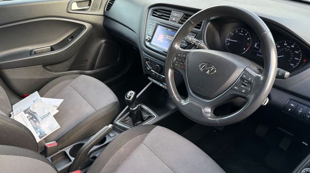 Used Hyundai i20 2017 for sale - 77412945: Photo 6