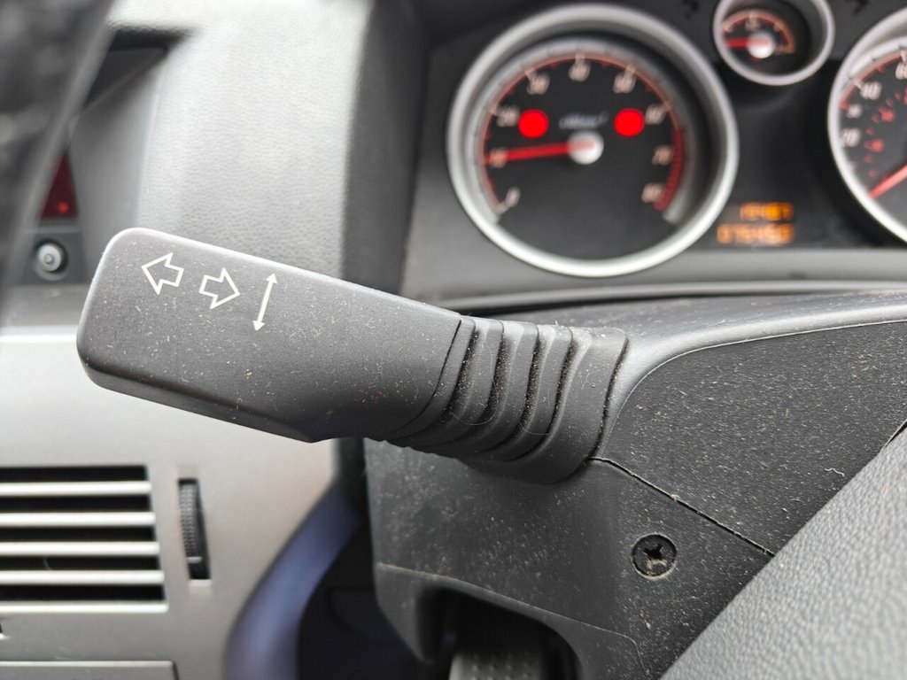 Used Vauxhall Astra 2006 for sale - 76333648: Photo 45