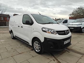 Vauxhall Vivaro feature image