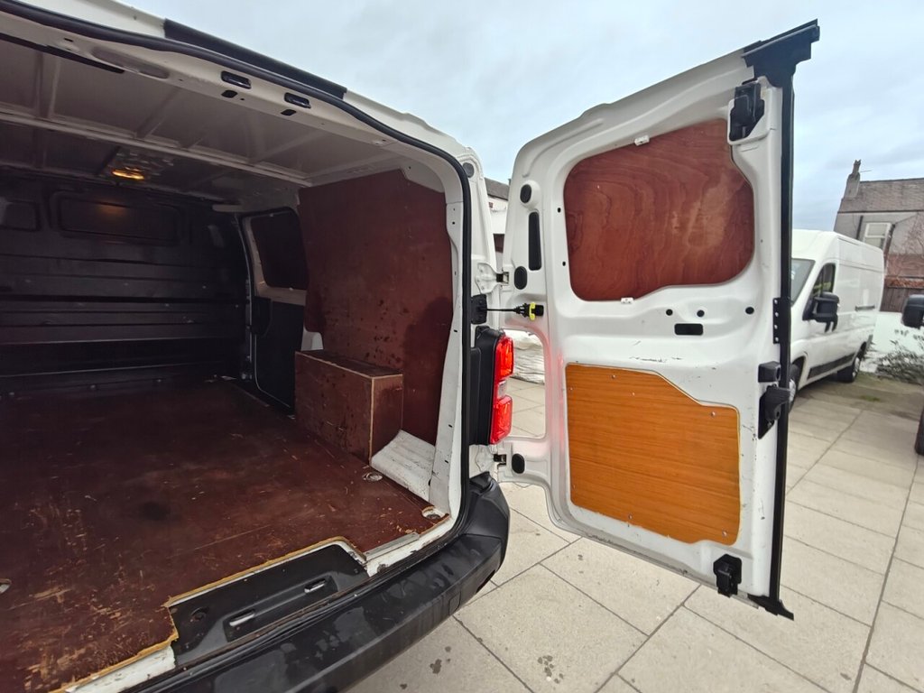 Used Vauxhall Vivaro 2021 for sale - 77412943: Photo 32
